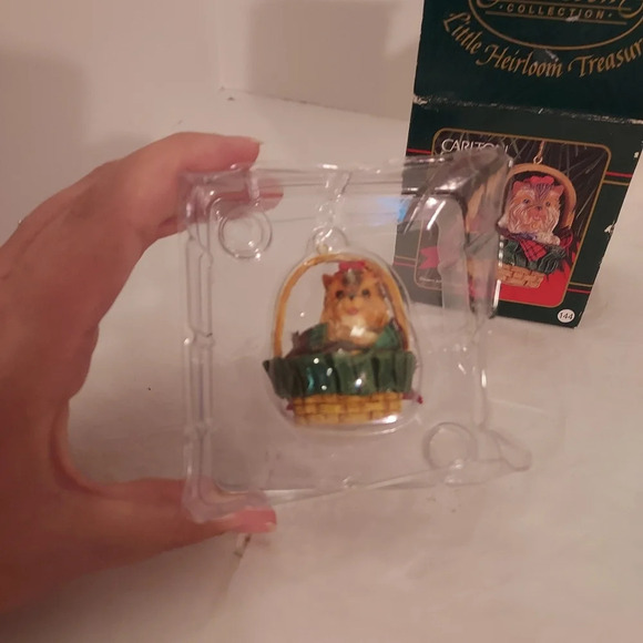 Carlton Cards Little Heirloom Treasures Yorkie Dog Christmas Tree Ornament - Picture 9 of 12
